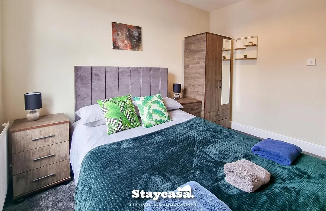 Clarence Co-Living - Private Room Self-Cater-1